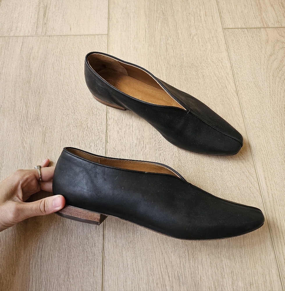 COCLICO Black Leather Slip-On Flats